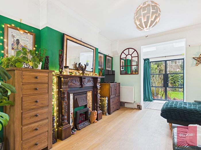 3 Bedroom Semi-Detached House For Sale In St Peters Road, Newton, Swansea, SA3