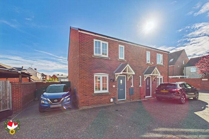 3 Bedroom Semi Detached House For Sale In Cannon Corner, Brockworth, Gloucester, GL3
