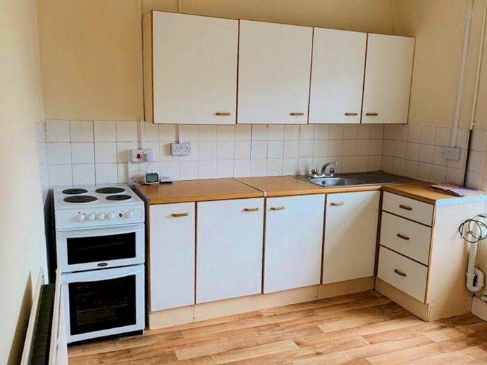 1 Bedroom Flat To Rent In Main Road, Gilwern, NP7