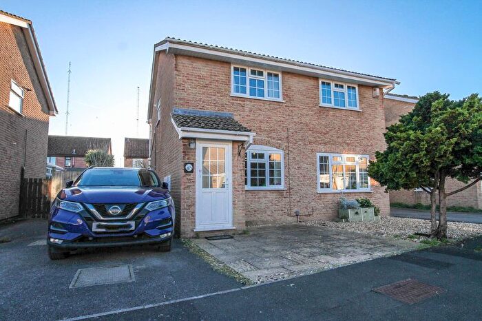 2 Bedroom Semi Detached House For Sale In Chipping Cross, Clevedon, BS21