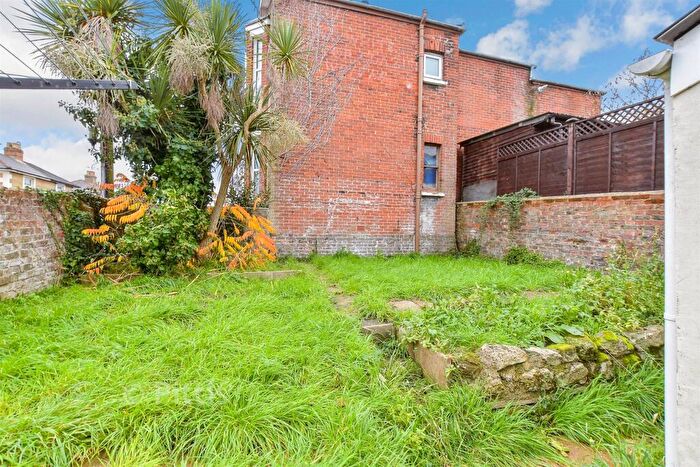 3 Bedroom Detached House For Sale In St. John's Road, Ryde, Isle Of Wight, PO33