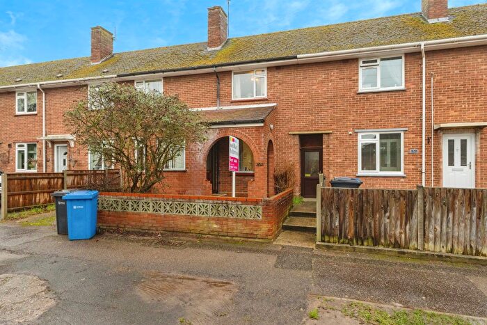 4 Bedroom Terraced House For Sale In Robson Road, Norwich, NR5
