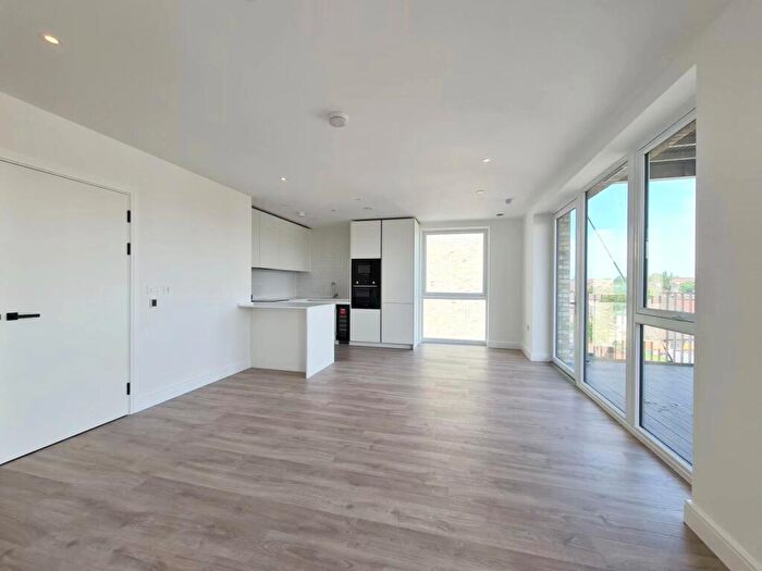 2 Bedroom Apartment For Sale In Unison House, Beresford Avenue, Wembley, HA0