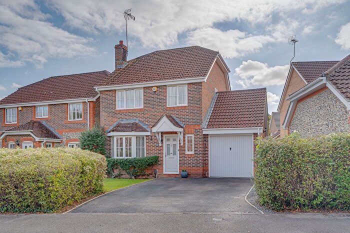 4 Bedroom Detached House For Sale In Harvest Road, Chandler's Ford, SO53