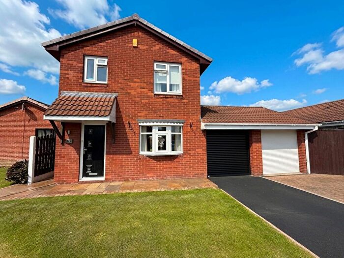 3 Bedroom Detached House For Sale In Belvedere Parade, Bramley, S66