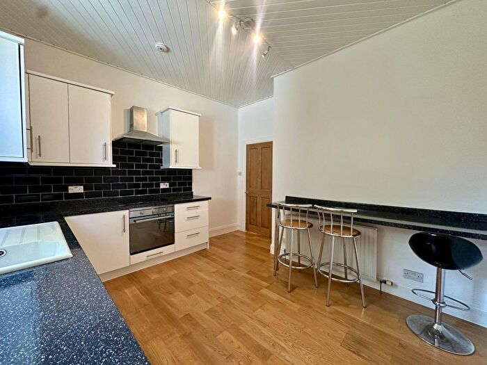 1 Bedroom Flat To Rent In Basement Right, Menzies Road, Aberdeen, AB11