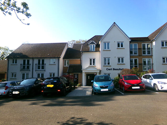 1 Bedroom Flat For Sale In Flat Cwrt Beaufort Palmyra Court West Cross Swansea, SA3