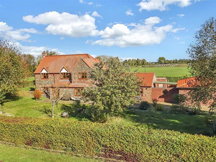 4 Bedroom Detached House For Sale In Hurdle Drove, West Row, Bury St. Edmunds, IP28