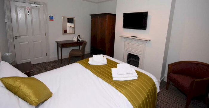 1 Bedroom Apartment To Rent In Garland Road, Harwich, CO12