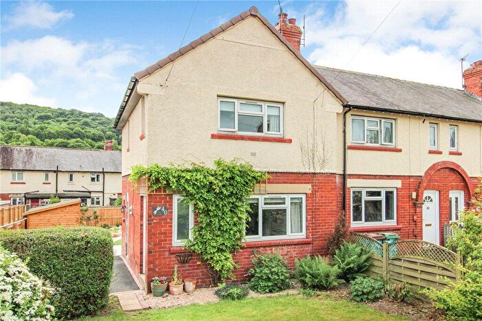 2 Bedroom Terraced House For Sale In West Busk Lane, Otley, West Yorkshire, LS21