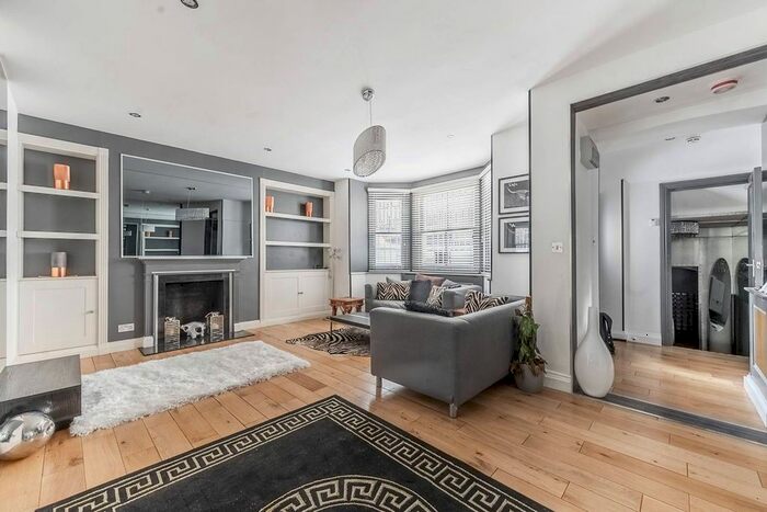 2 Bedroom Maisonette To Rent In Coleherne Road, Chelsea, London, SW10