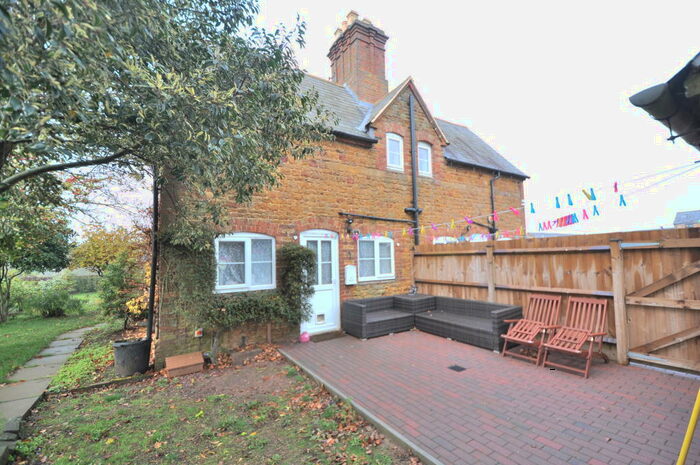2 Bedroom Cottage To Rent In Cottage Farm, Sywell, NN6
