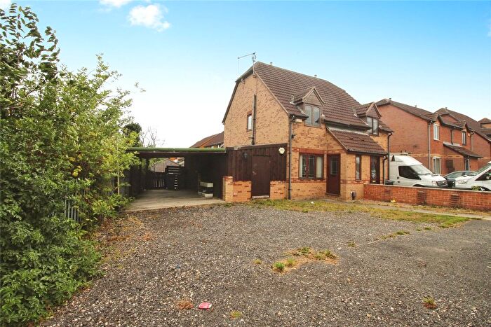 2 Bedroom Semi-Detached House For Sale In Headingley Way, Edlington, Doncaster, South Yorkshire, DN12