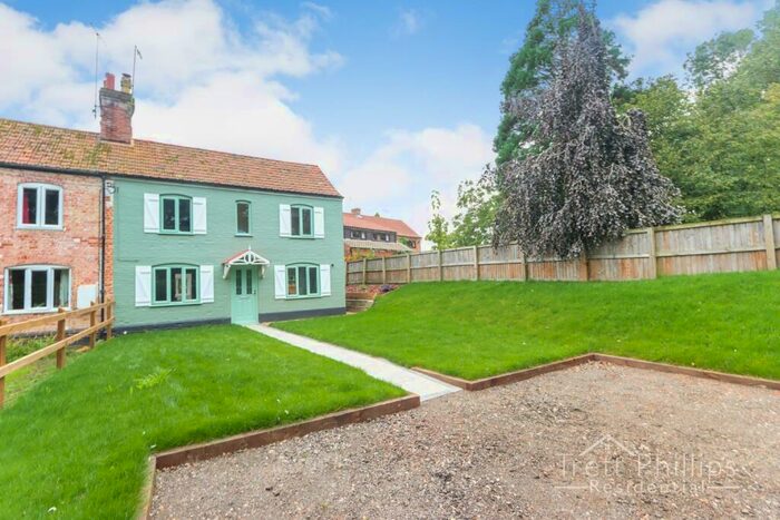 3 Bedroom Semi-Detached House To Rent In Fengate, Marsham, Norwich, Norfolk, NR10