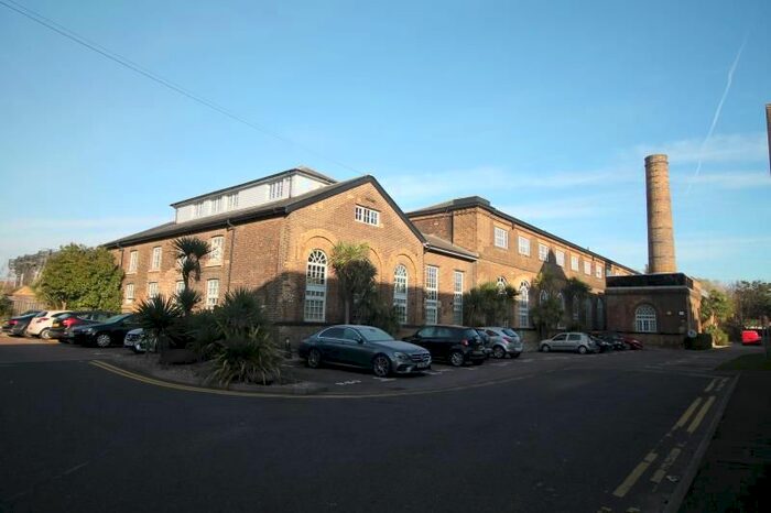 2 Bedroom Flat To Rent In North Store, The Railstore, Gidea Park, RM2