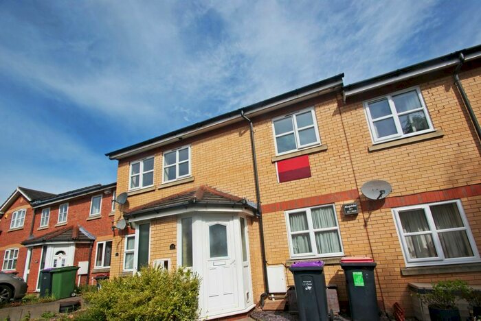 2 Bedroom Flat To Rent In St Giles Close, Wellington, TF1