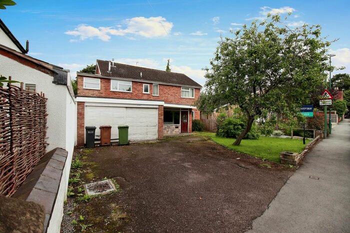 4 Bedroom Detached House For Sale In Lodge Road, Knowle, Solihull, B93