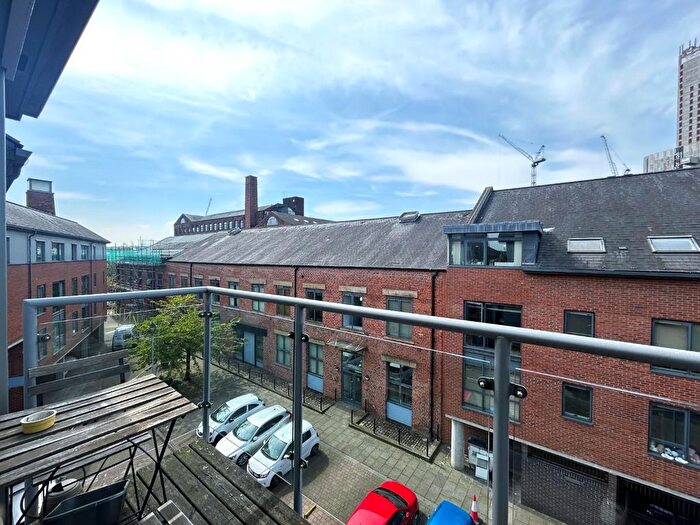 2 Bedroom Flat To Rent In Iron Round Foundry Butcher Street, Leeds, LS11