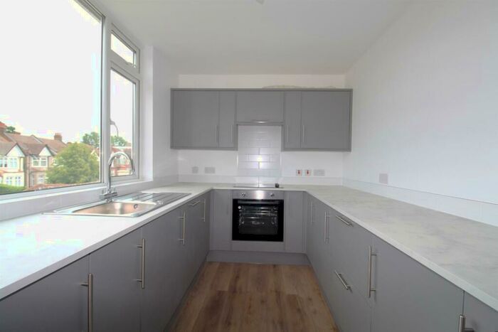 3 Bedroom Apartment To Rent In Chingford Avenue, London, E4