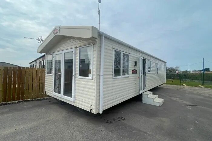 3 Bedroom Park Home For Sale In Coast Road, Berrow, Burnham-On-Sea, TA8