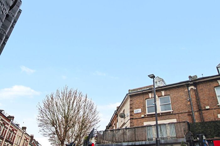 Studio To Rent In Fortess Road, Tufnell Park, (), NW5