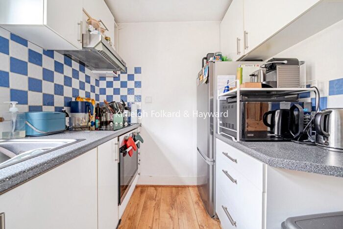 2 Bedroom Flat To Rent In Landrock Road, Crouch End, London, N8