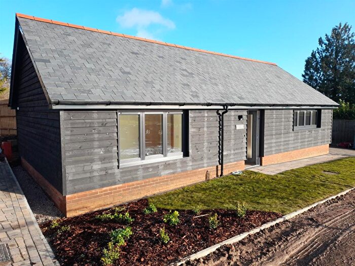 2 Bedroom Bungalow For Sale In Back Drove The Street, West Winterslow, Salisbury, SP5