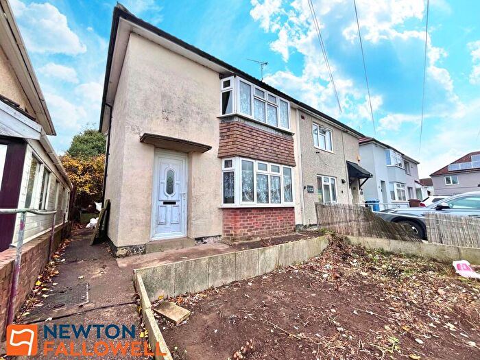 2 Bedroom Semi Detached House For Sale In Bailey Crescent, Mansfield, NG19