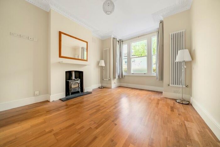 4 Bedroom House To Rent In Tresco Road Peckham, SE15