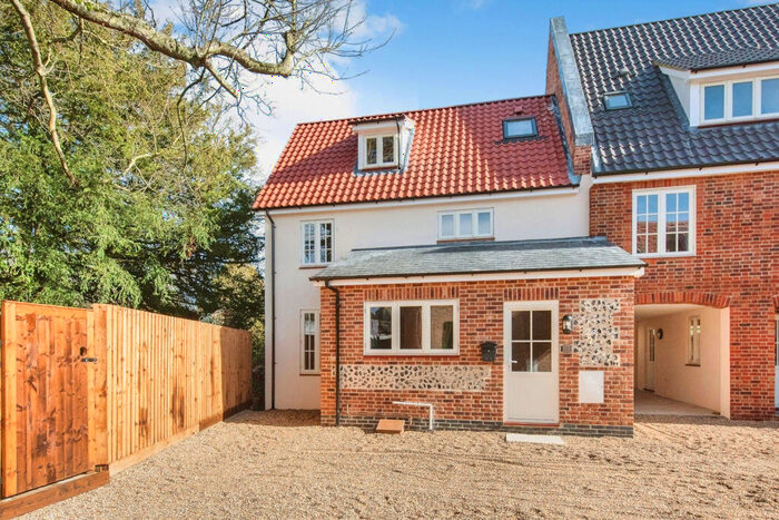 3 Bedroom House To Rent In Old Market Street, Thetford, IP24