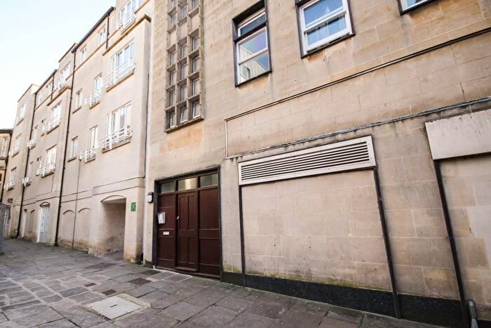 1 Bedroom Flat To Rent In Bridewell Lane, Bath, BA1