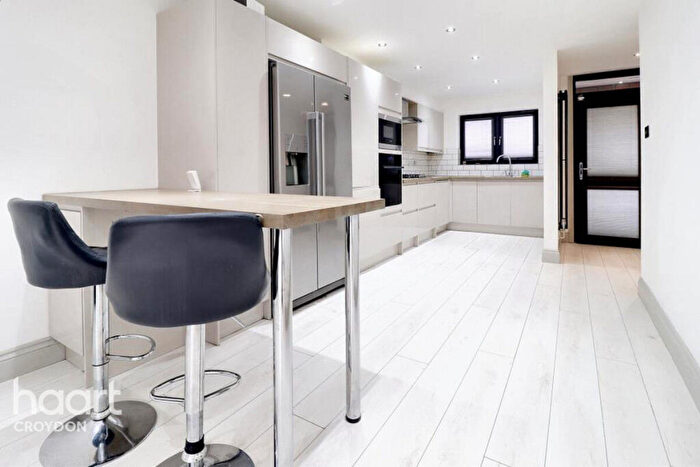 2 Bedroom Terraced House To Rent In Handcroft Road, Croydon, CR0