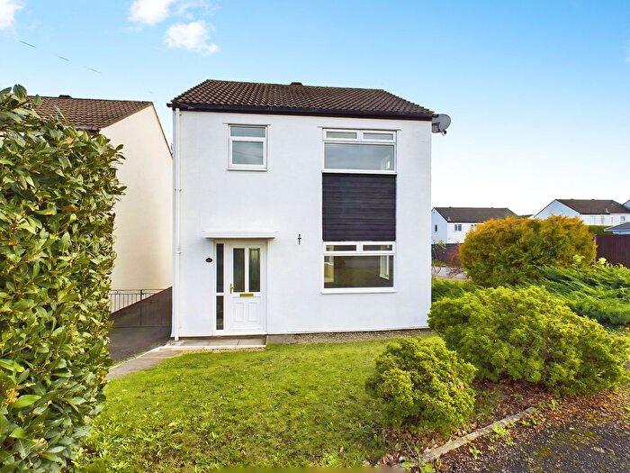 3 Bedroom Property To Rent In Castle Lodge Crescent, Monmouthshire, NP26