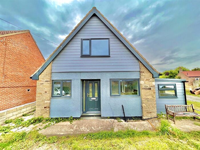 3 Bedroom Detached House To Rent In Bed Detached Dormer Bungalow, Westfield Farm, Bempton Lane, Flamborough, YO15