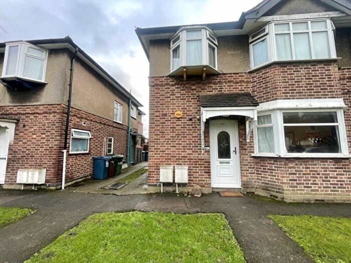 1 Bedroom Flat To Rent In Locket Road, Harrow, HA3