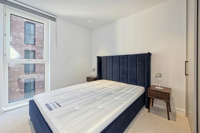 1 Bedroom Flat To Rent In Iris House, The Green Quarter, UB1