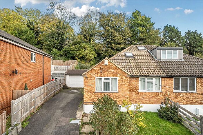 3 Bedroom Semi-detached House For Sale In Sunningvale Avenue, Biggin Hill, Westerham, Kent, TN16