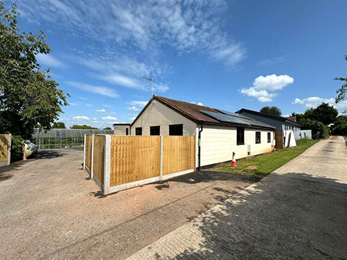2 Bedroom Semi-Detached Bungalow For Sale In The Scarr, Newent, GL18