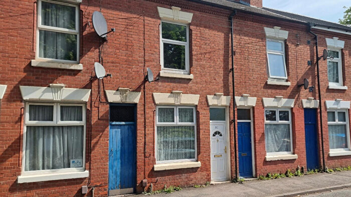 2 Bedroom Terraced House For Sale In Dorset Street, Leicester, LE4