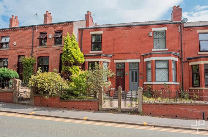 3 Bedroom Terraced House For Sale In Warrington Road, Abram, Wigan, Greater Manchester, WN2