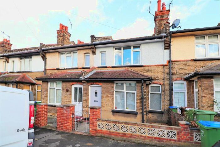 2 Bedroom Property To Rent In Elm Road, Erith, DA8