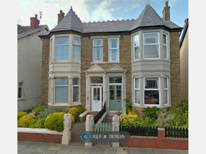 1 Bedroom Flat To Rent In Broadway, Blackpool, FY4
