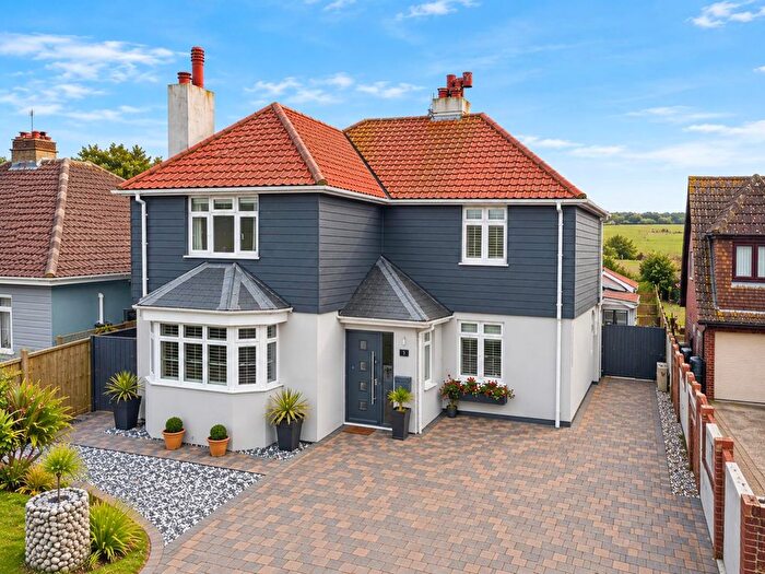 5 Bedroom Detached House For Sale In Merritt Road, Greatstone, TN28