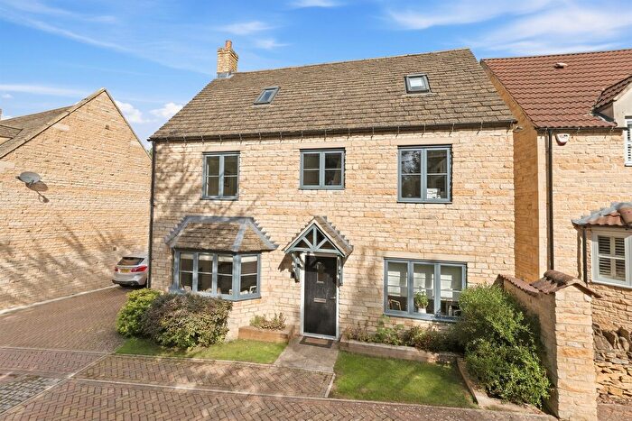 5 Bedroom Detached House For Sale In Field Close, Collyweston, Stamford, PE9