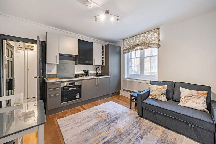 1 Bedroom Flat To Rent In Regency Street, Westminster, London, SW1P
