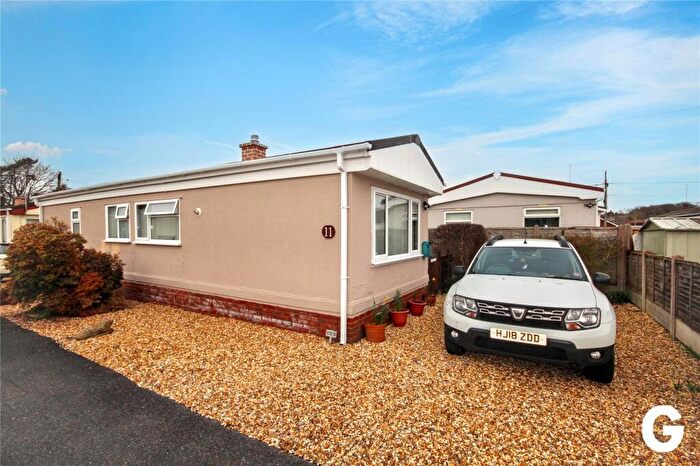 1 Bedroom Park Home For Sale In Pilgrims Park, Southampton Road, Ringwood, Hampshire, BH24