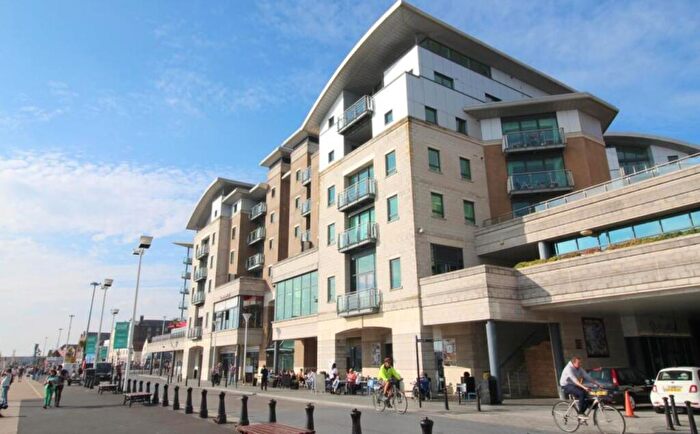 2 Bedroom Apartment For Sale In Dolphin Quays, The Quay, Poole, Dorset, BH15