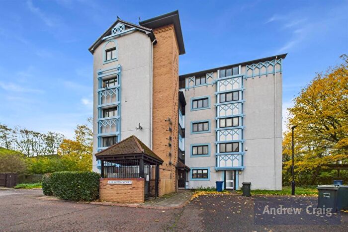 4 Bedroom Apartment For Sale In Witton Court, Fawdon, NE3