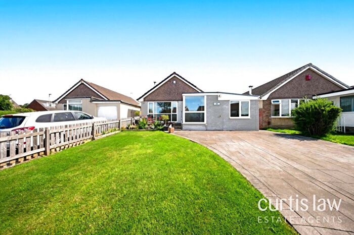 3 Bedroom Detached Bungalow For Sale In Farfield Drive, Lower Darwen, BB3