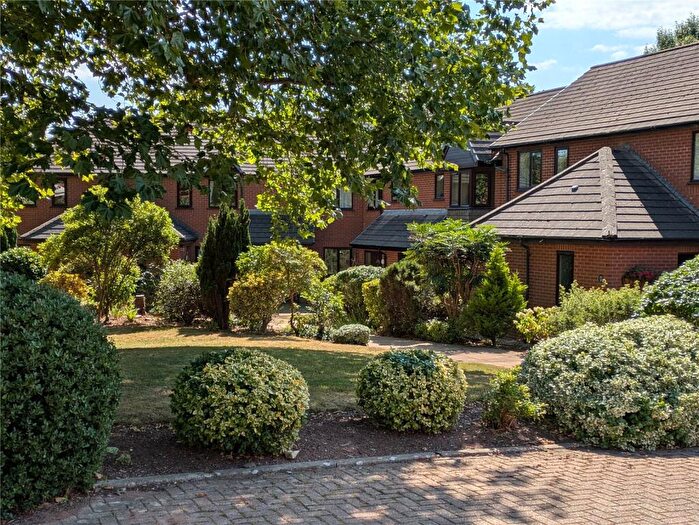 2 Bedroom Retirement Property For Sale In Honeylands Drive (Exeter), Exeter, EX4